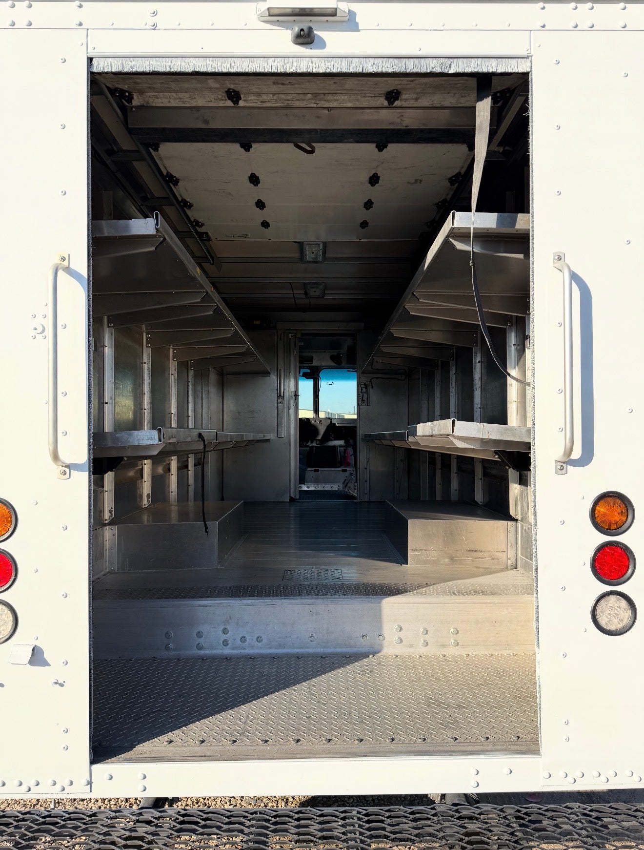 2021 Freightliner MT45 P900